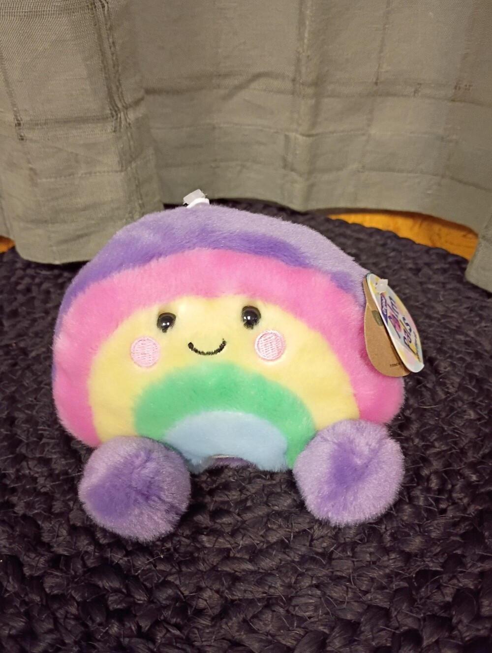 NWT Original Palm Pals #1-036 Whimsical Vivi Rainbow Plush Beanbag 5"